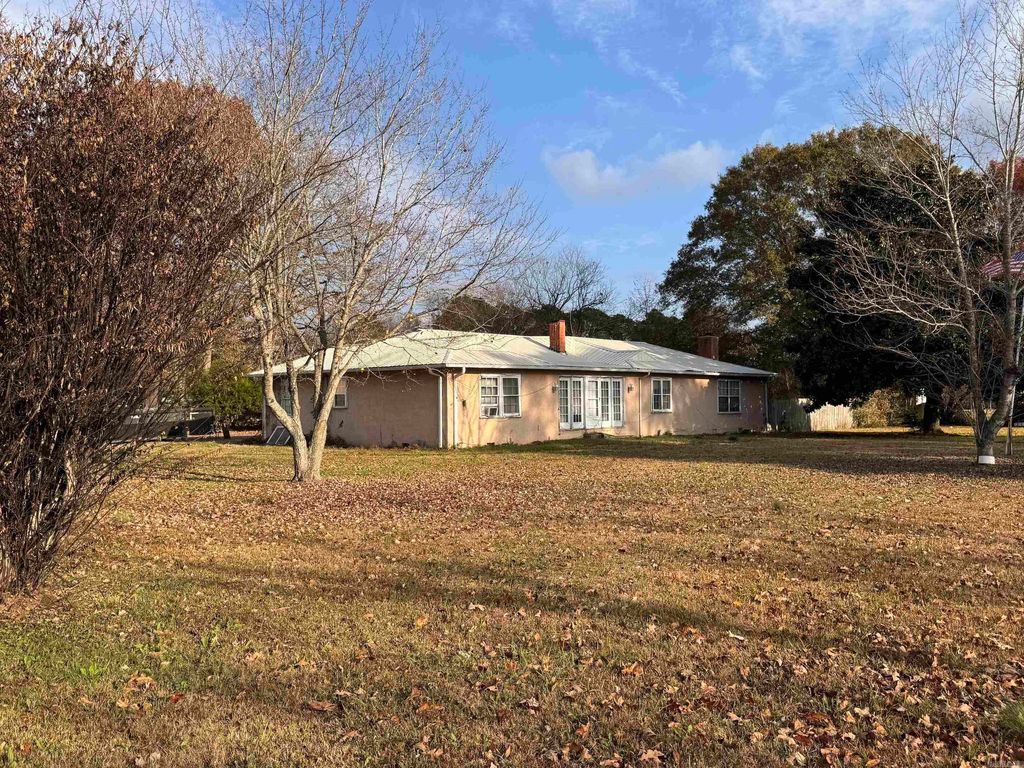 211 W Wilbur D Mills, Kensett, AR 72082