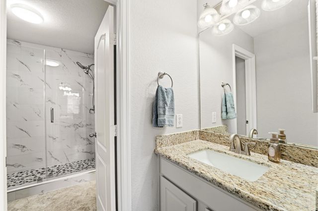 17611 Tahoe Pines Lane, Humble, TX 77346