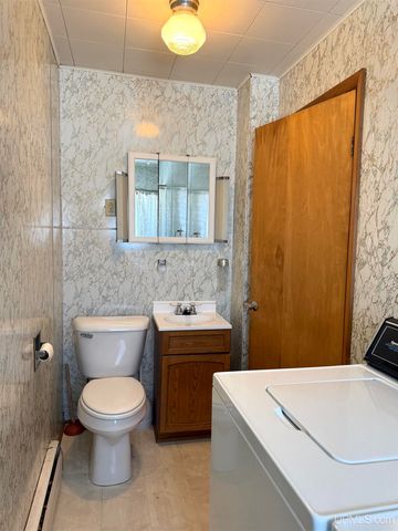 806 Rockland Road, Ontonagon, MI 49953