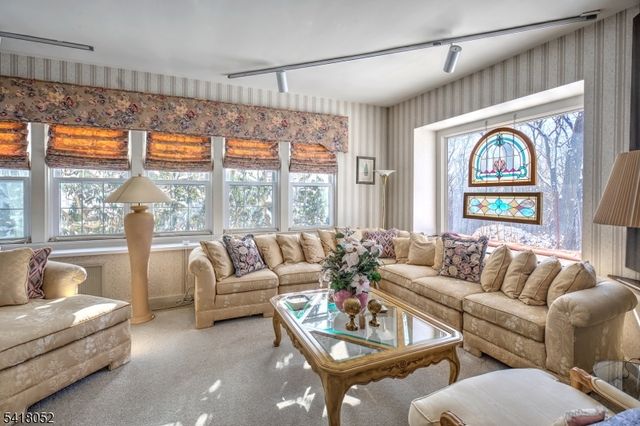 131 Post Kunhardt Rd, Bernardsville Boro, NJ 07924