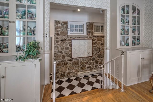 131 Post Kunhardt Rd, Bernardsville Boro, NJ 07924