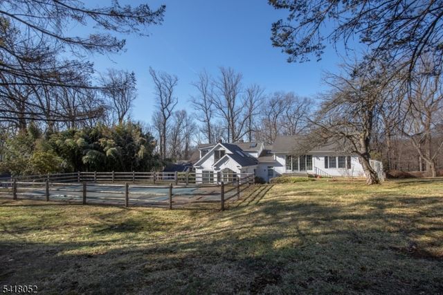 131 Post Kunhardt Rd, Bernardsville Boro, NJ 07924