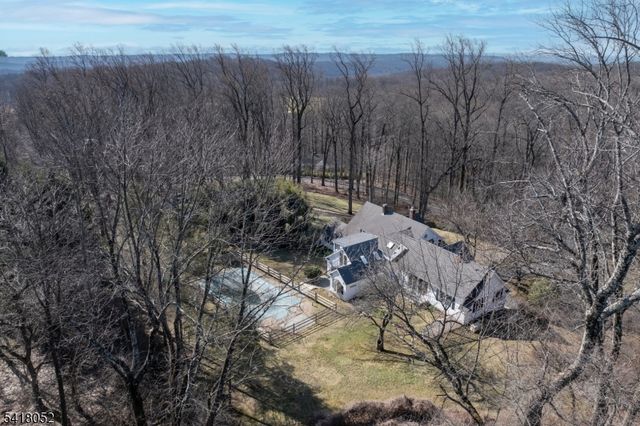 131 Post Kunhardt Rd, Bernardsville Boro, NJ 07924