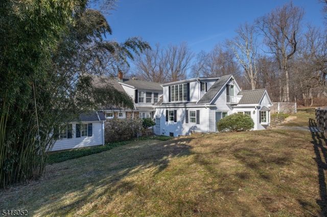 131 Post Kunhardt Rd, Bernardsville Boro, NJ 07924