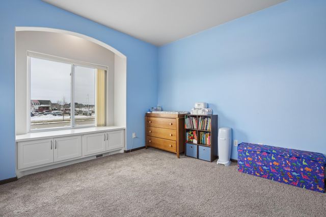 1588 69th Avenue S, Fargo, ND 58104