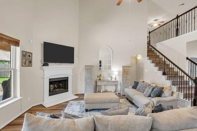 680 Cumberland Ridge Lane, League City, TX 77573