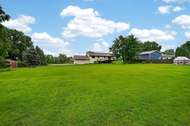 10085 NW 78th Avenue, Johnston, IA 50131