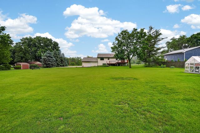 10085 NW 78th Avenue, Johnston, IA 50131