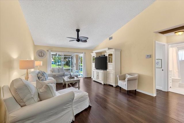 18293 Fresh Lake Way, Boca Raton, FL 33498