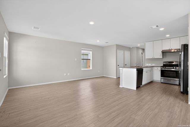 8119 Serro Medina, San Antonio, TX 78252