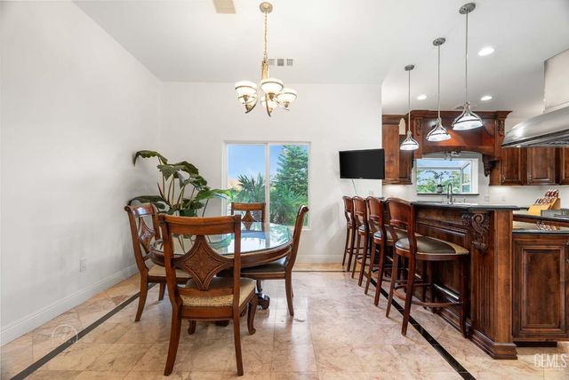 9446 Kern River Avenue, Bakersfield, CA 93308