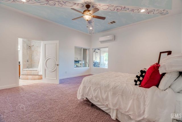 9446 Kern River Avenue, Bakersfield, CA 93308