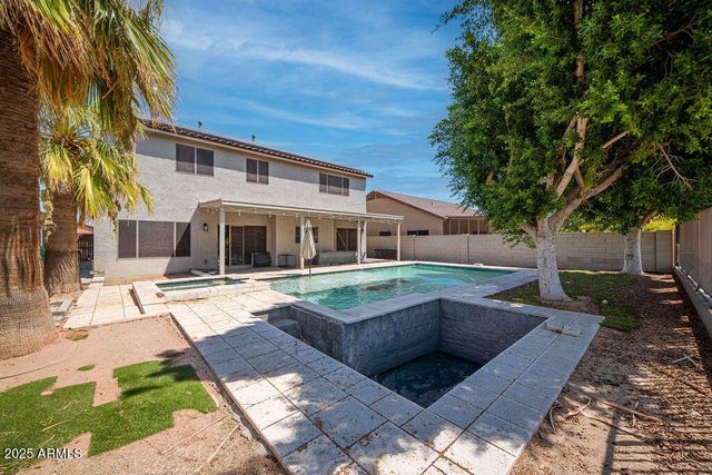 12825 W WHITTON Avenue, Avondale, AZ 85392