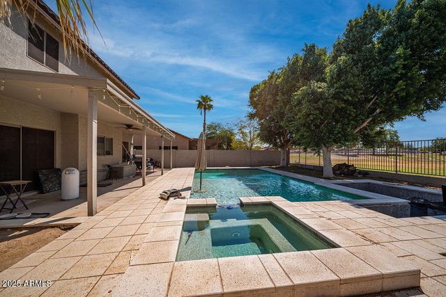 12825 W WHITTON Avenue, Avondale, AZ 85392