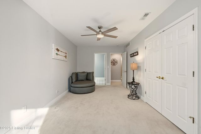 404 Eastgate Village Wynde, Louisville, KY 40223