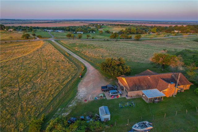 8212 Eddy-Gatesville Parkway, Moody, TX 76557