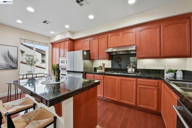 48962 Woodgrove Cmn, Fremont, CA 94539