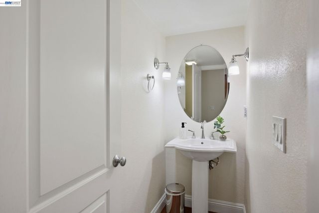 48962 Woodgrove Cmn, Fremont, CA 94539