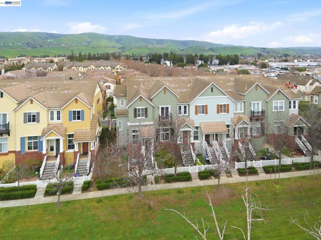 48962 Woodgrove Cmn, Fremont, CA 94539