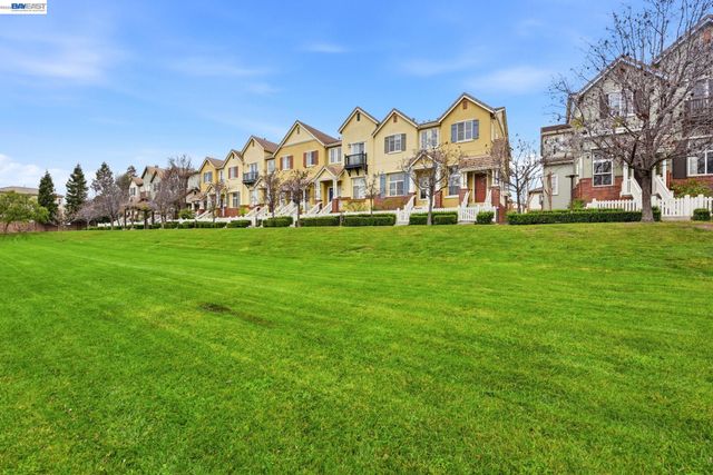 48962 Woodgrove Cmn, Fremont, CA 94539