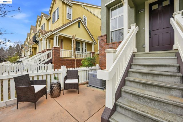 48962 Woodgrove Cmn, Fremont, CA 94539