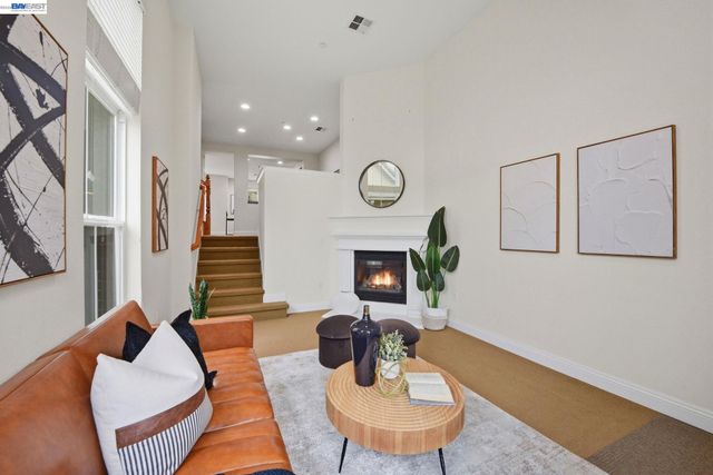 48962 Woodgrove Cmn, Fremont, CA 94539