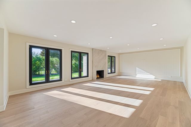 1400 Kingsport Court, Northbrook, IL 60062