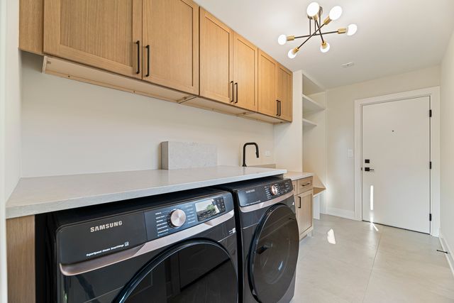 1400 Kingsport Court, Northbrook, IL 60062