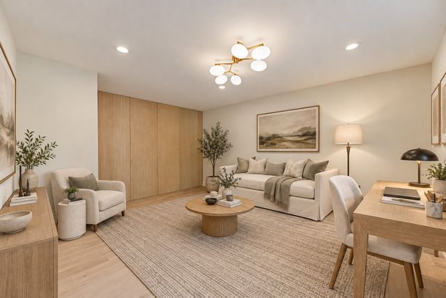 1400 Kingsport Court, Northbrook, IL 60062