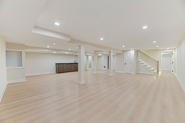 1400 Kingsport Court, Northbrook, IL 60062