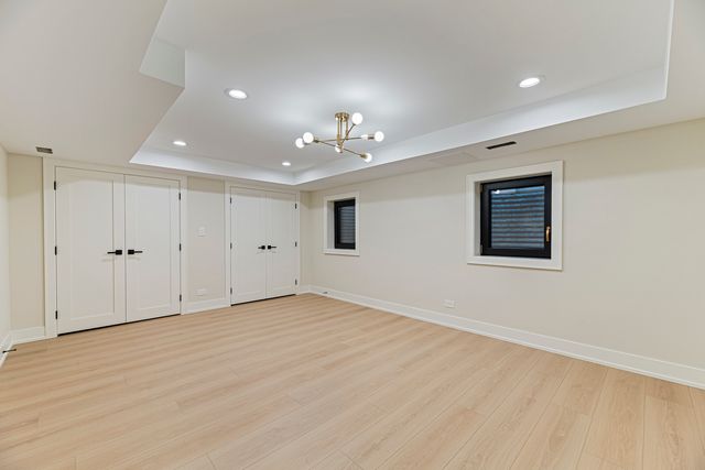 1400 Kingsport Court, Northbrook, IL 60062