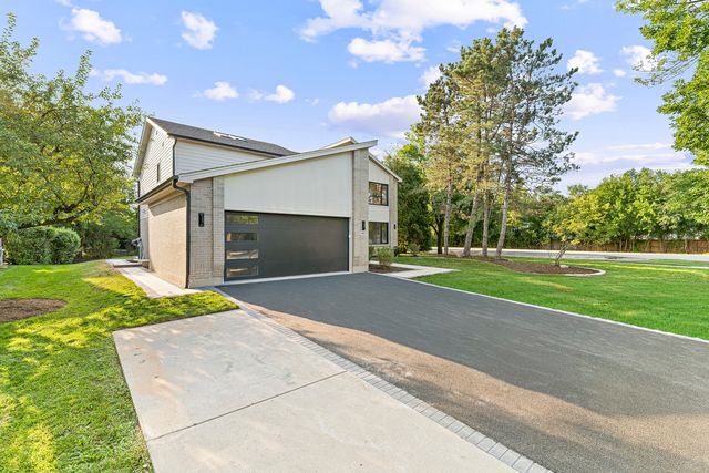 1400 Kingsport Court, Northbrook, IL 60062