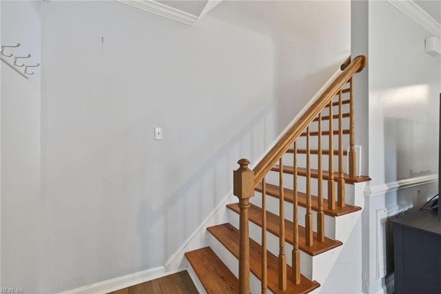 635 Harpersville RD, Newport News, VA 23601