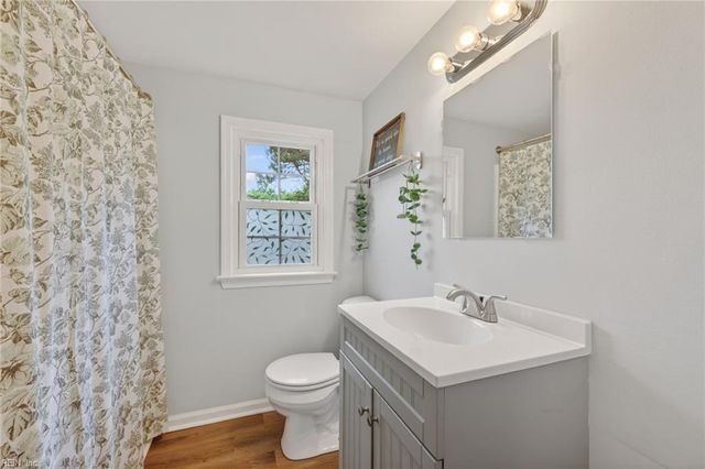 635 Harpersville RD, Newport News, VA 23601