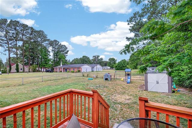 635 Harpersville RD, Newport News, VA 23601