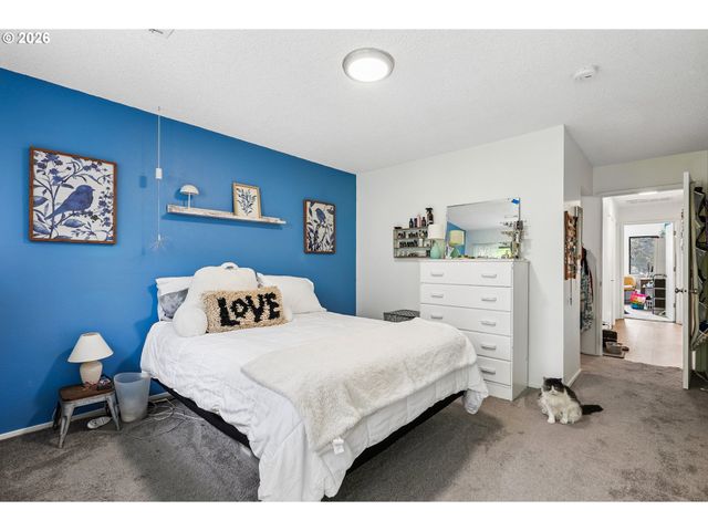 331 Se 146TH Ave 18, Portland, OR 97233