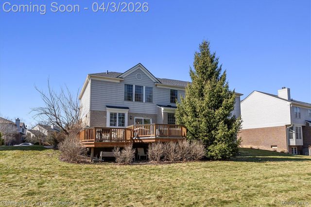 44481 White Pine Circle E, Northville Township, MI 48168