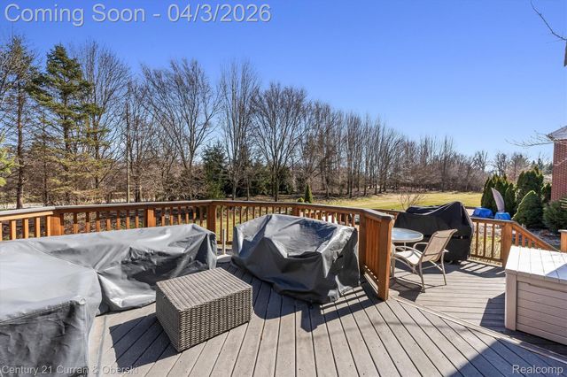 44481 White Pine Circle E, Northville Township, MI 48168