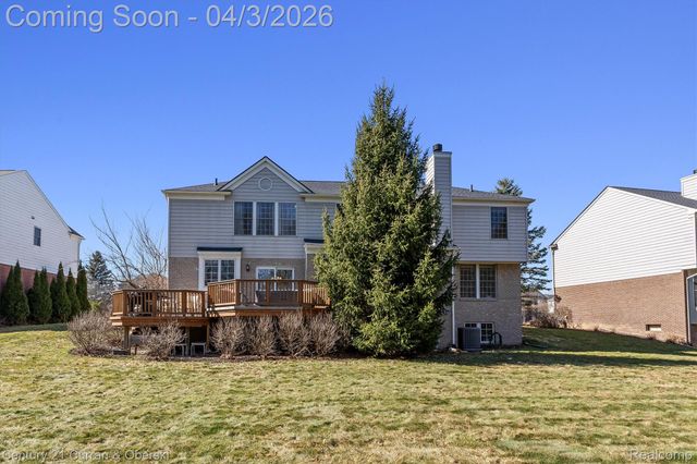 44481 White Pine Circle E, Northville Township, MI 48168
