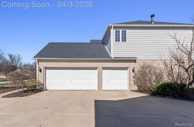 44481 White Pine Circle E, Northville Township, MI 48168