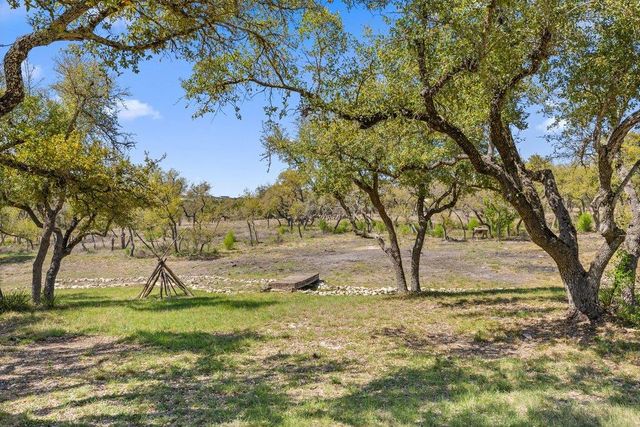 290 Sunset RDG, Dripping Springs, TX 78620