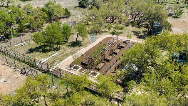 290 Sunset RDG, Dripping Springs, TX 78620