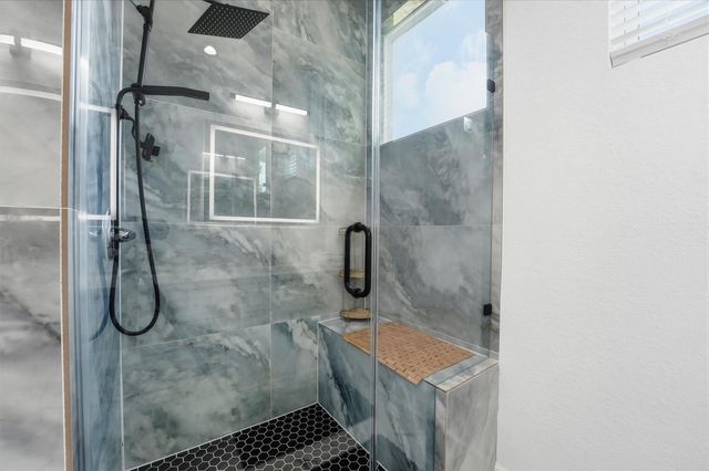 5839 Southwell Street B, Houston, TX 77033