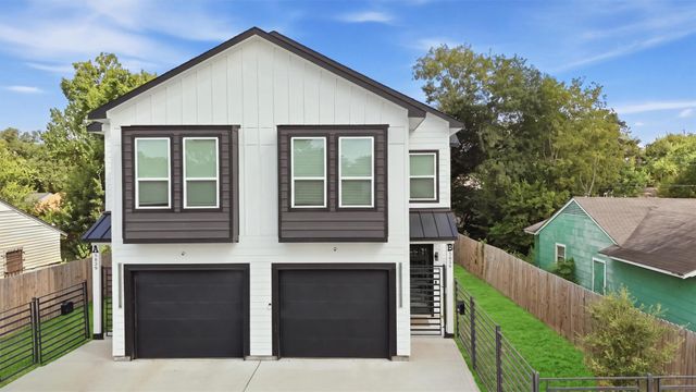 5839 Southwell Street B, Houston, TX 77033