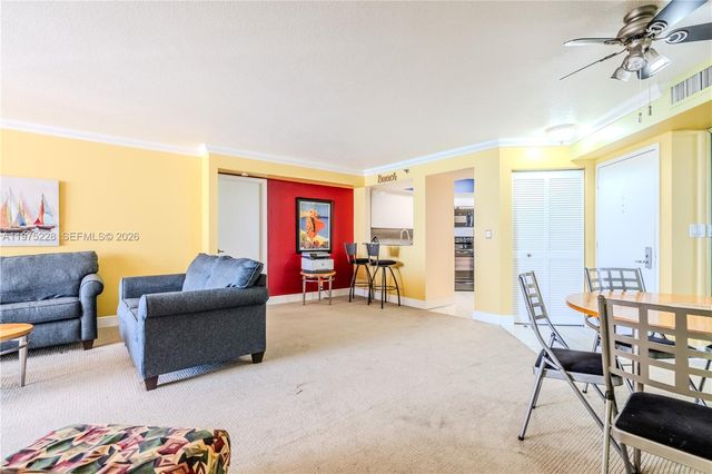 6767 Collins Ave 706, Miami Beach, FL 33141