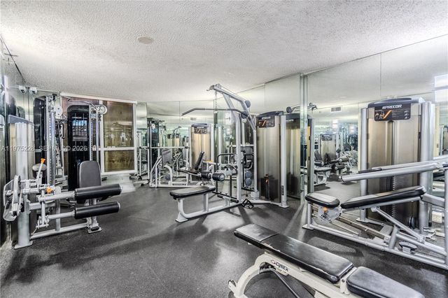 6767 Collins Ave 706, Miami Beach, FL 33141