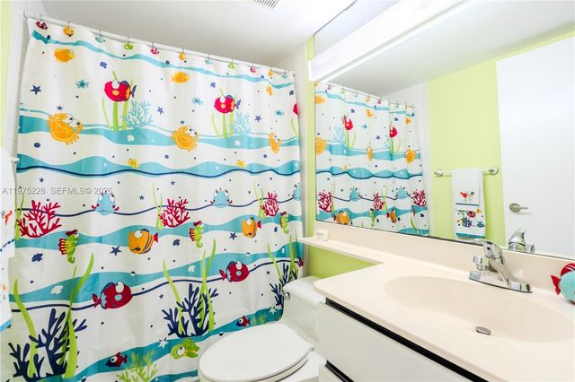 6767 Collins Ave 706, Miami Beach, FL 33141