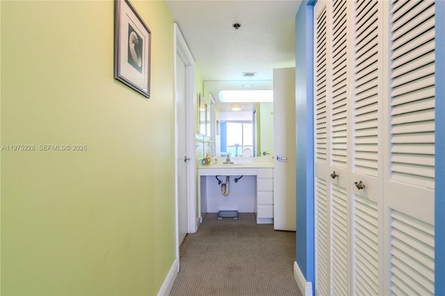 6767 Collins Ave 706, Miami Beach, FL 33141