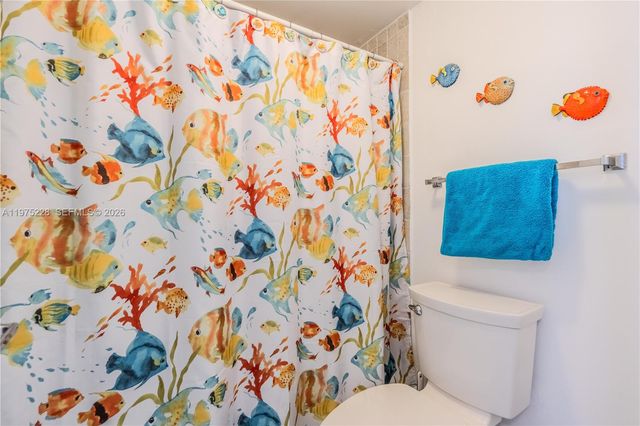 6767 Collins Ave 706, Miami Beach, FL 33141