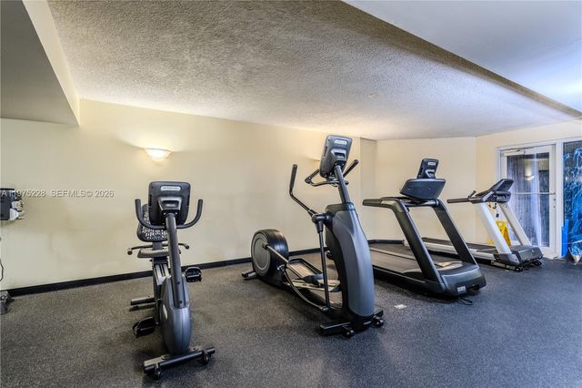 6767 Collins Ave 706, Miami Beach, FL 33141